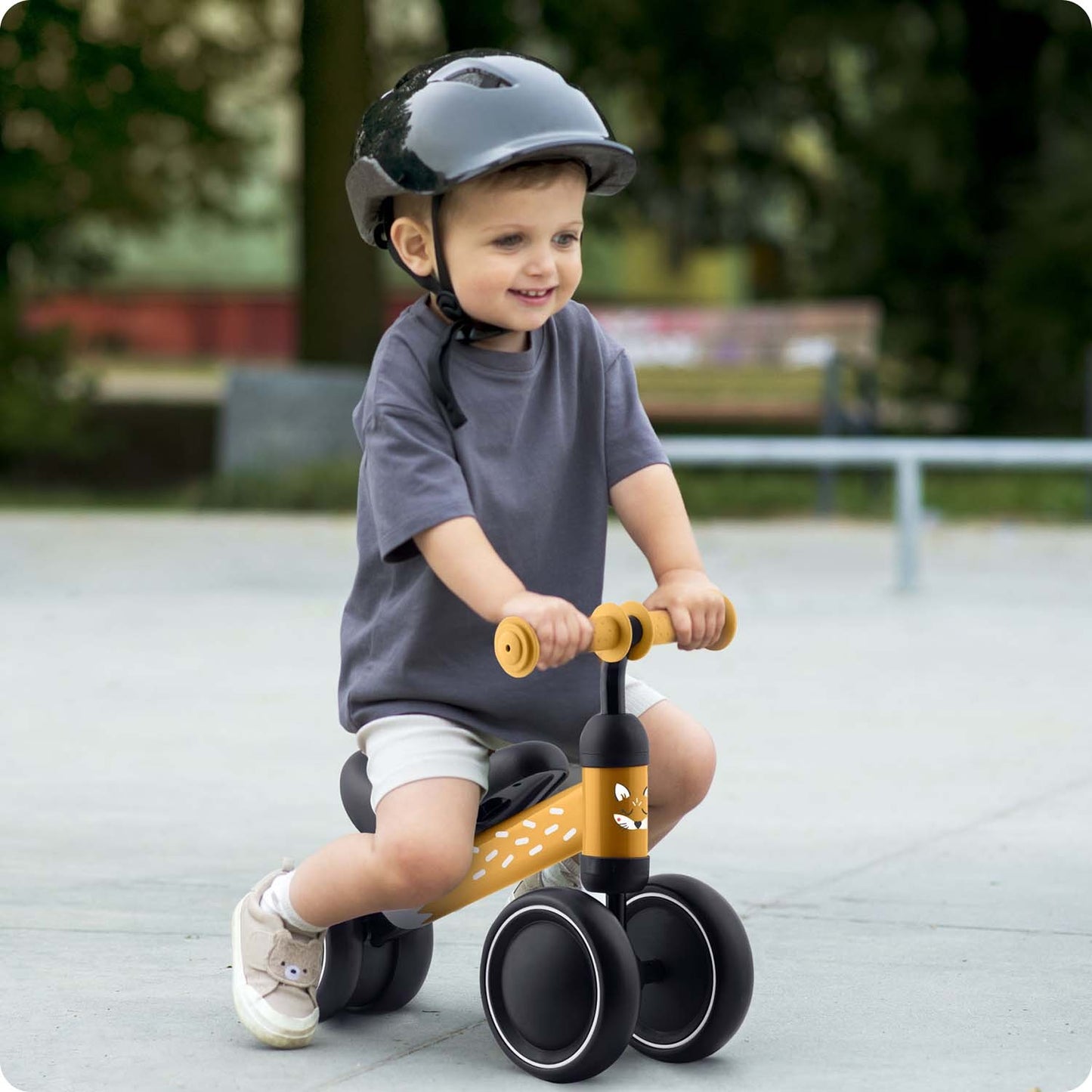 Ricokids three-wheeled balance bike for children