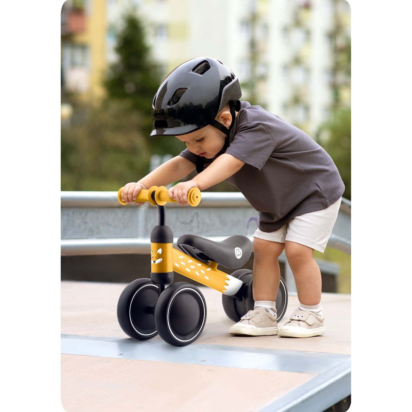 Ricokids three-wheeled balance bike for children