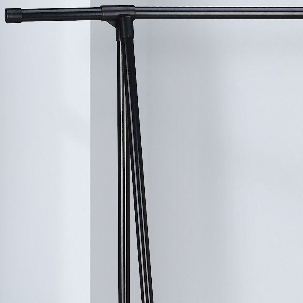 Rollable clothes hanger in minimalist design
