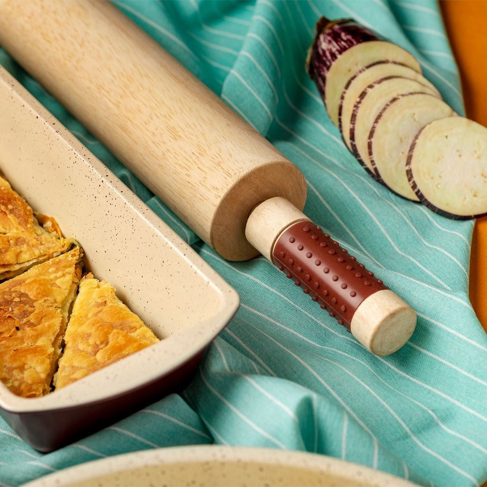 Rotating rolling pin in bamboo for dough, pasta and pastries