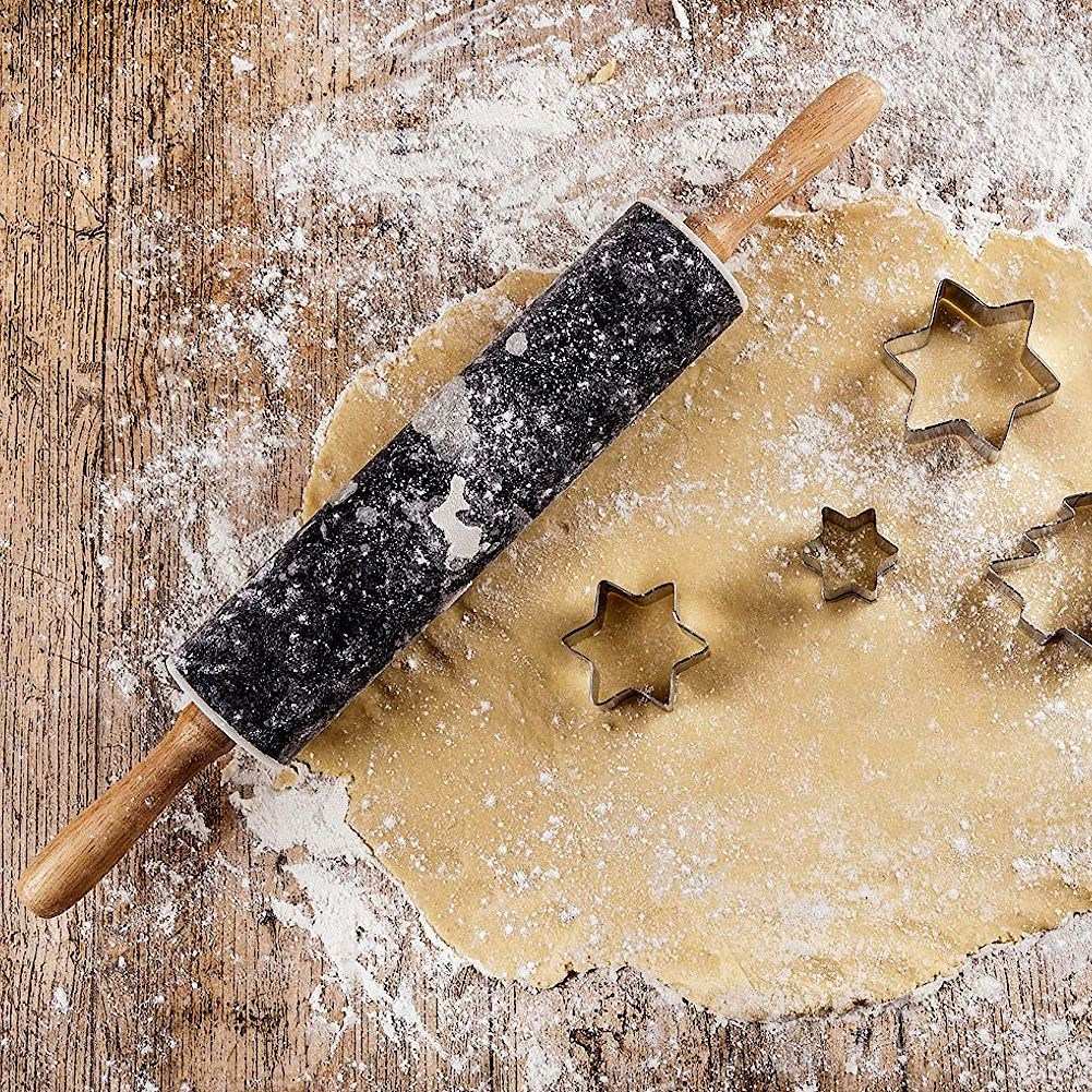 Rotating rolling pin with non-stick metal and wooden handle