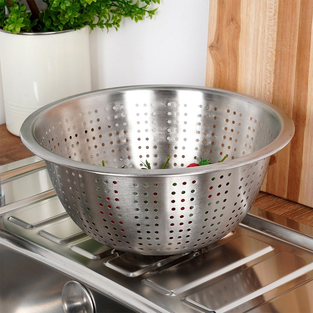 Round Colander in Stainless Steel for Rinsing and Straining
