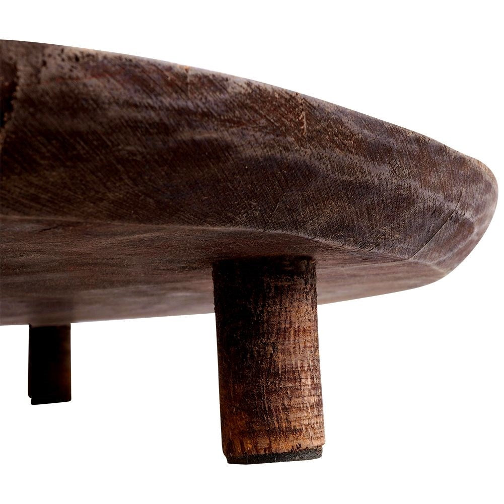 Round Cutting Board in Mango Wood for Cutting and Serving