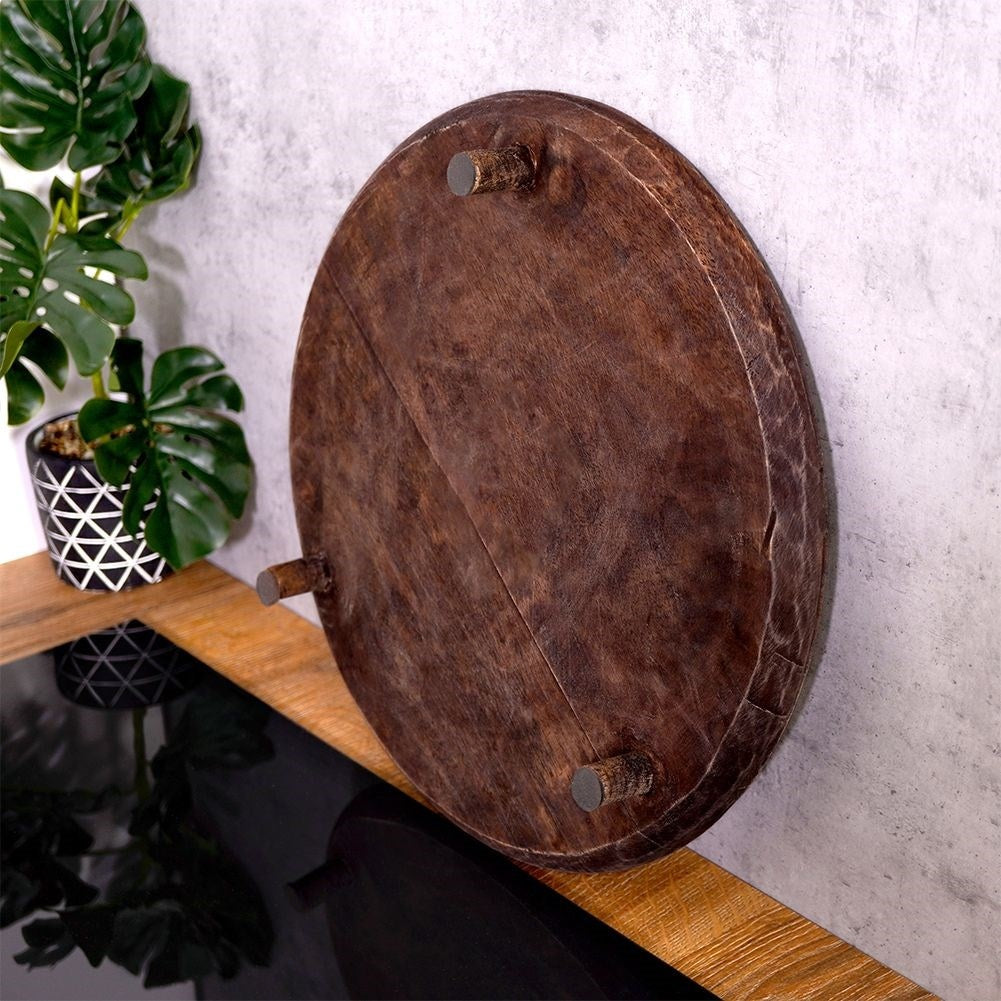 Round Cutting Board in Mango Wood for Cutting and Serving