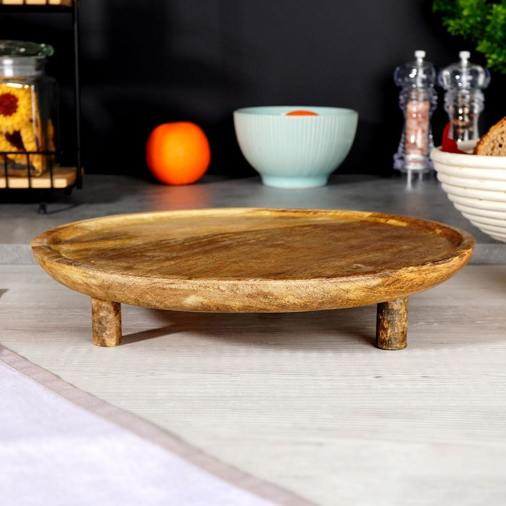 Round Cutting Board in Mango Wood for Serving and Cutting