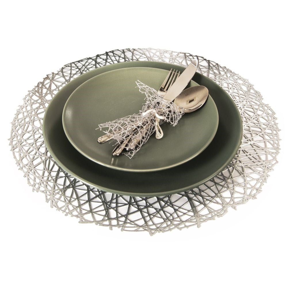 Round Kitchen Tray in Shiny Thermoplastic for Elegant Table Setting
