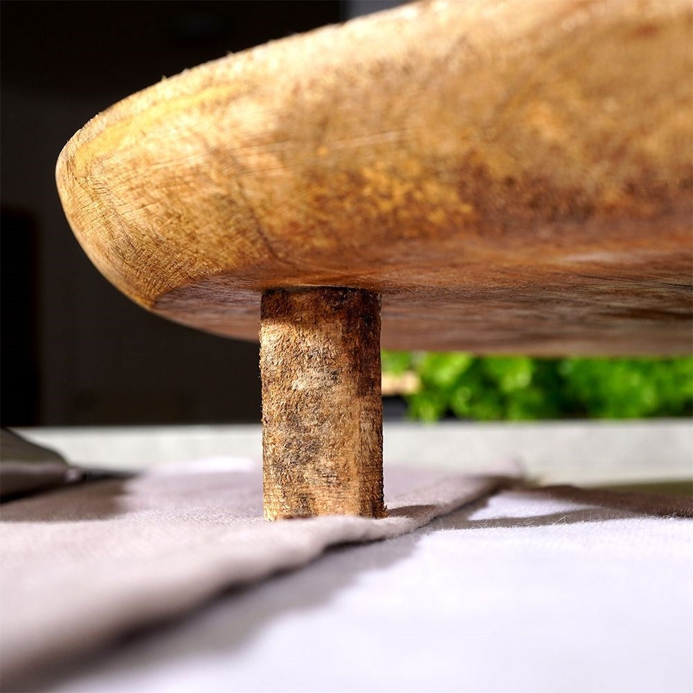 Round cutting board in mango wood | Perfect for serving