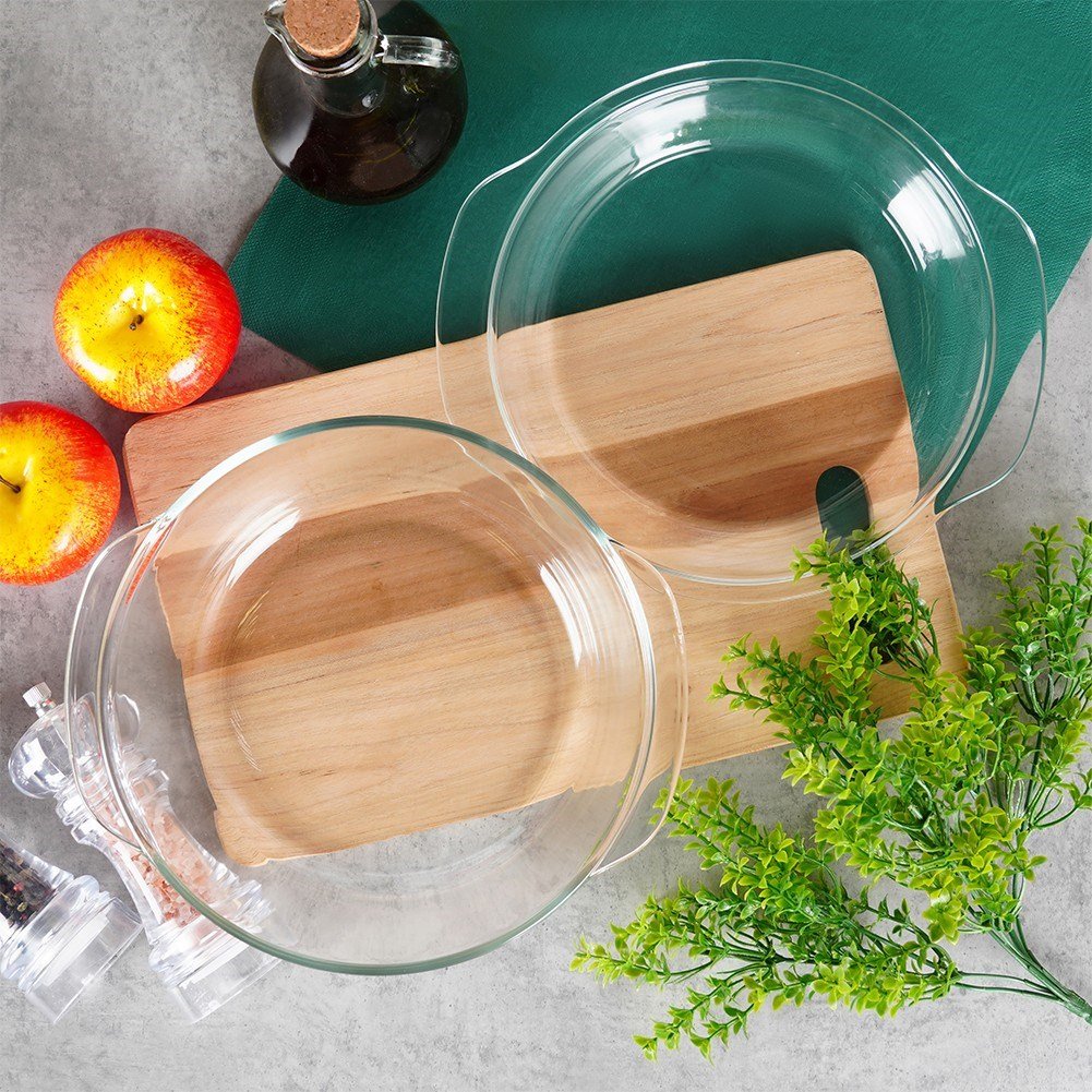 Round ovenproof form for baking and gratin