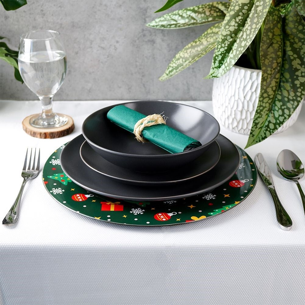 Round placemat 33 cm - Green with Christmas motif