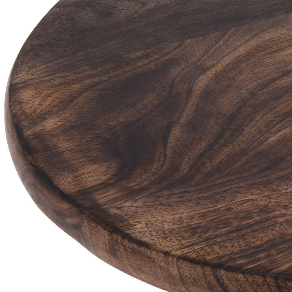 Round wooden cutting board with handle for cutting and serving