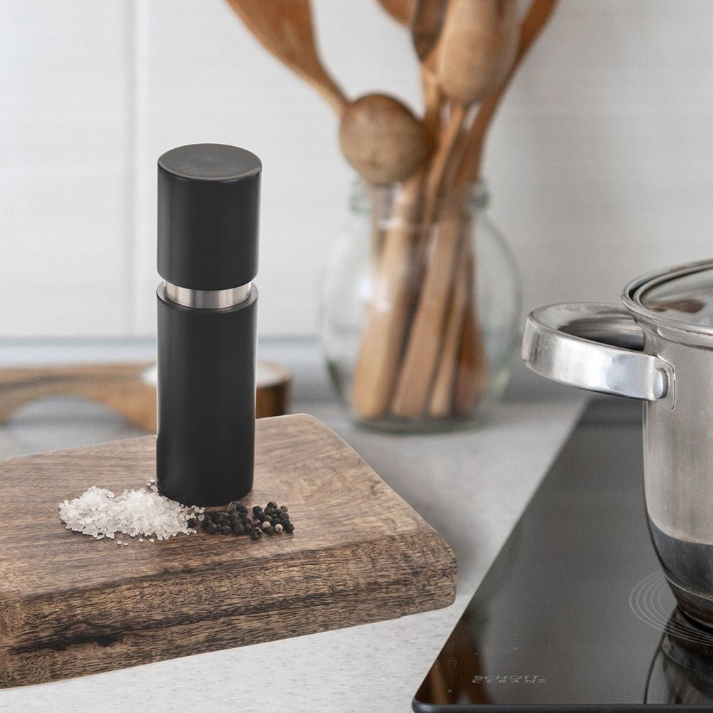 Rubberwood Hand Grinder for Pepper, Salt and Spices