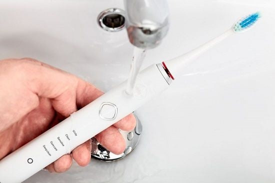 SD200B sonic toothbrush, white