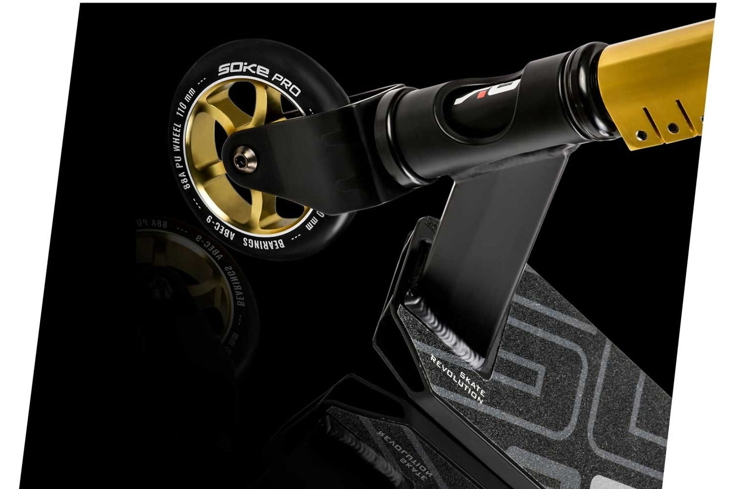 SOKE PRO Gold Scooter