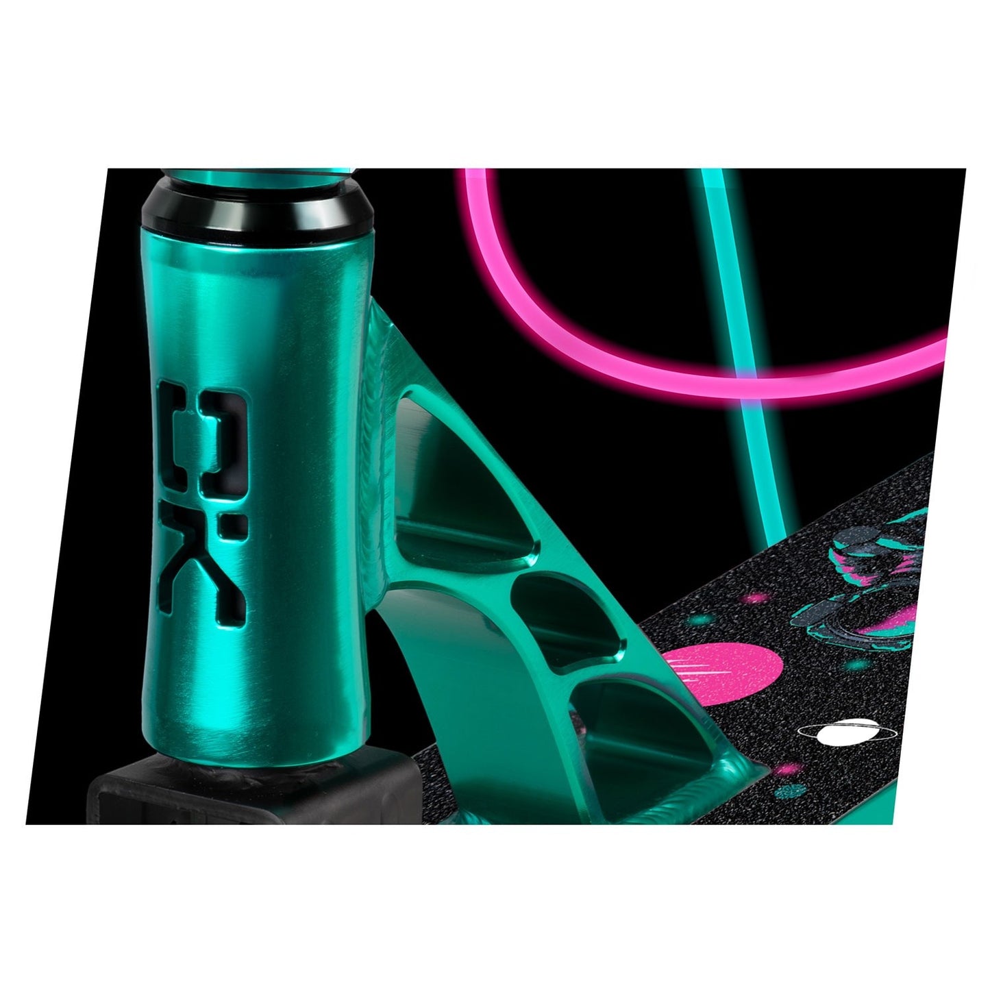 SOKE XTR Stunt Scooter Turquoise Pink