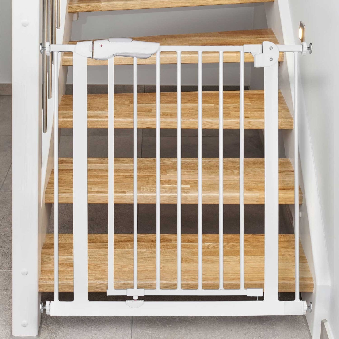 Safety gate for children, white - Nukido 718001