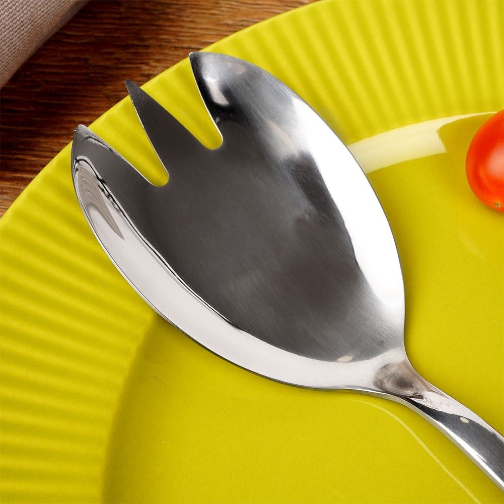 Salad spoon in stainless steel - elegant and dishwasher safe
