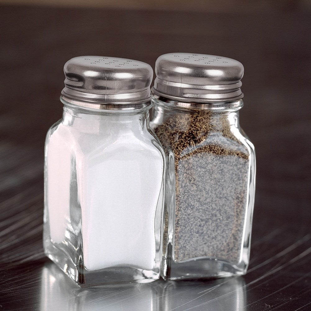Salt and Pepper Set in Glass - Essential in the Kitchen