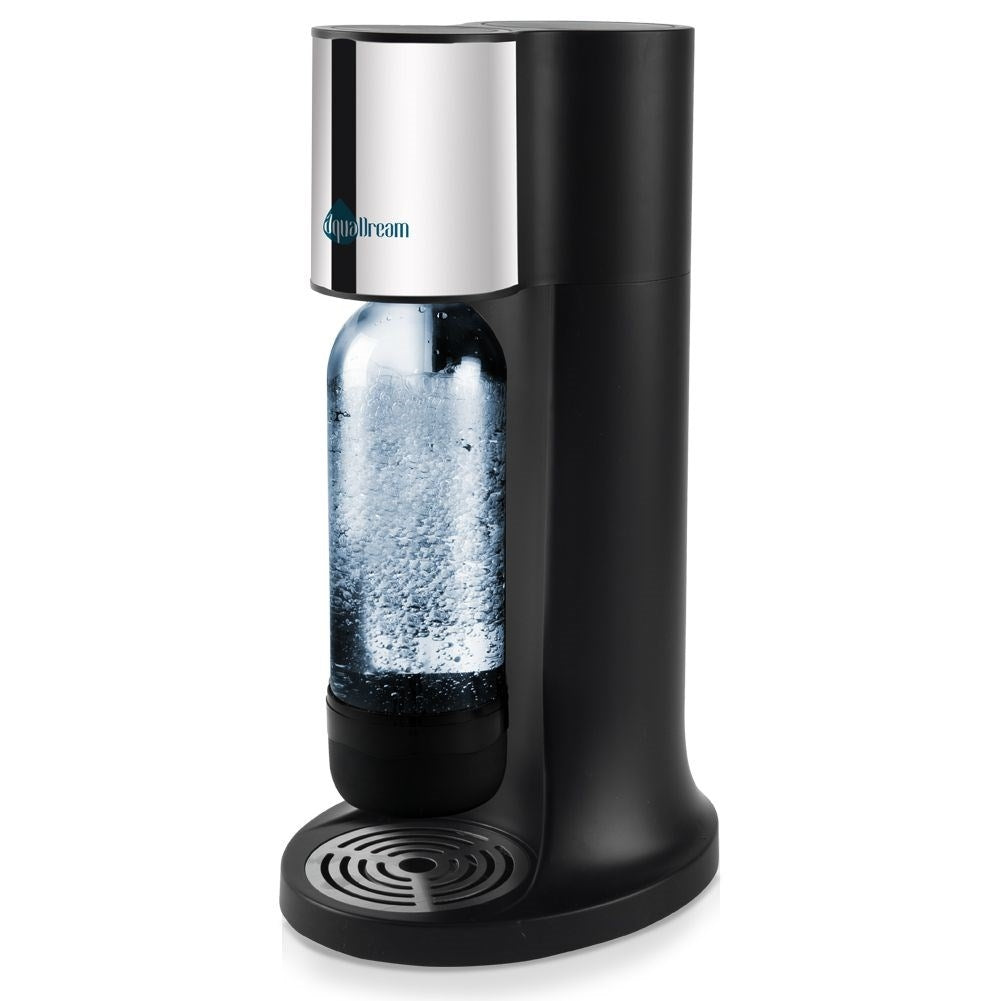 Saturator for carbonated water with safety valve