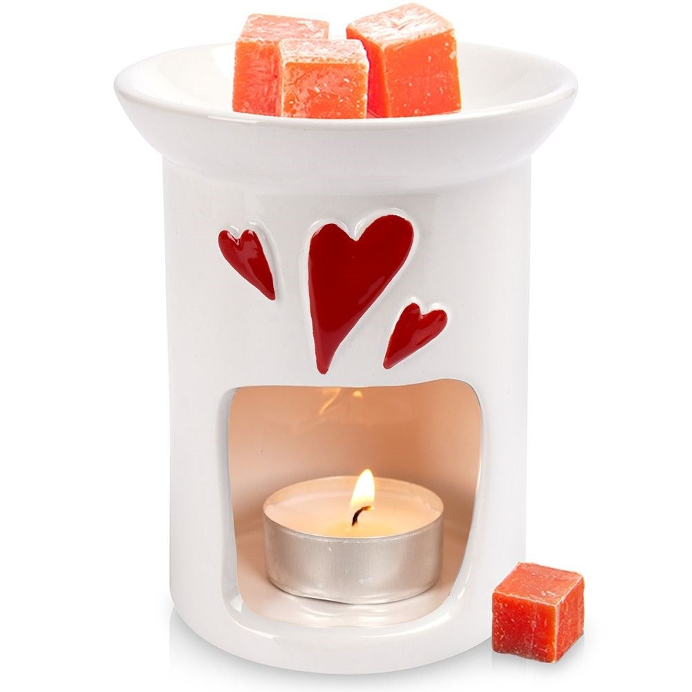 Scent diffuser in white ceramic with red hearts for wax and oils