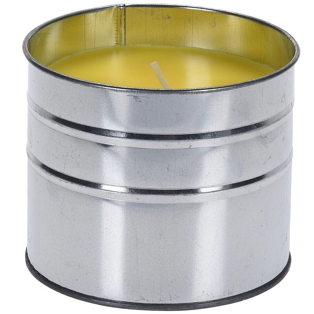 Scented candle with lemon oil - Mosquito repellent and cozy atmosphere