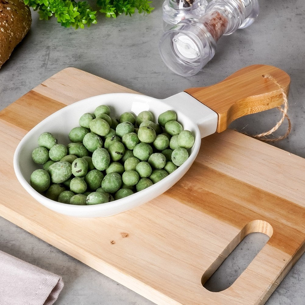 Serving dish in white porcelain and bamboo with handle