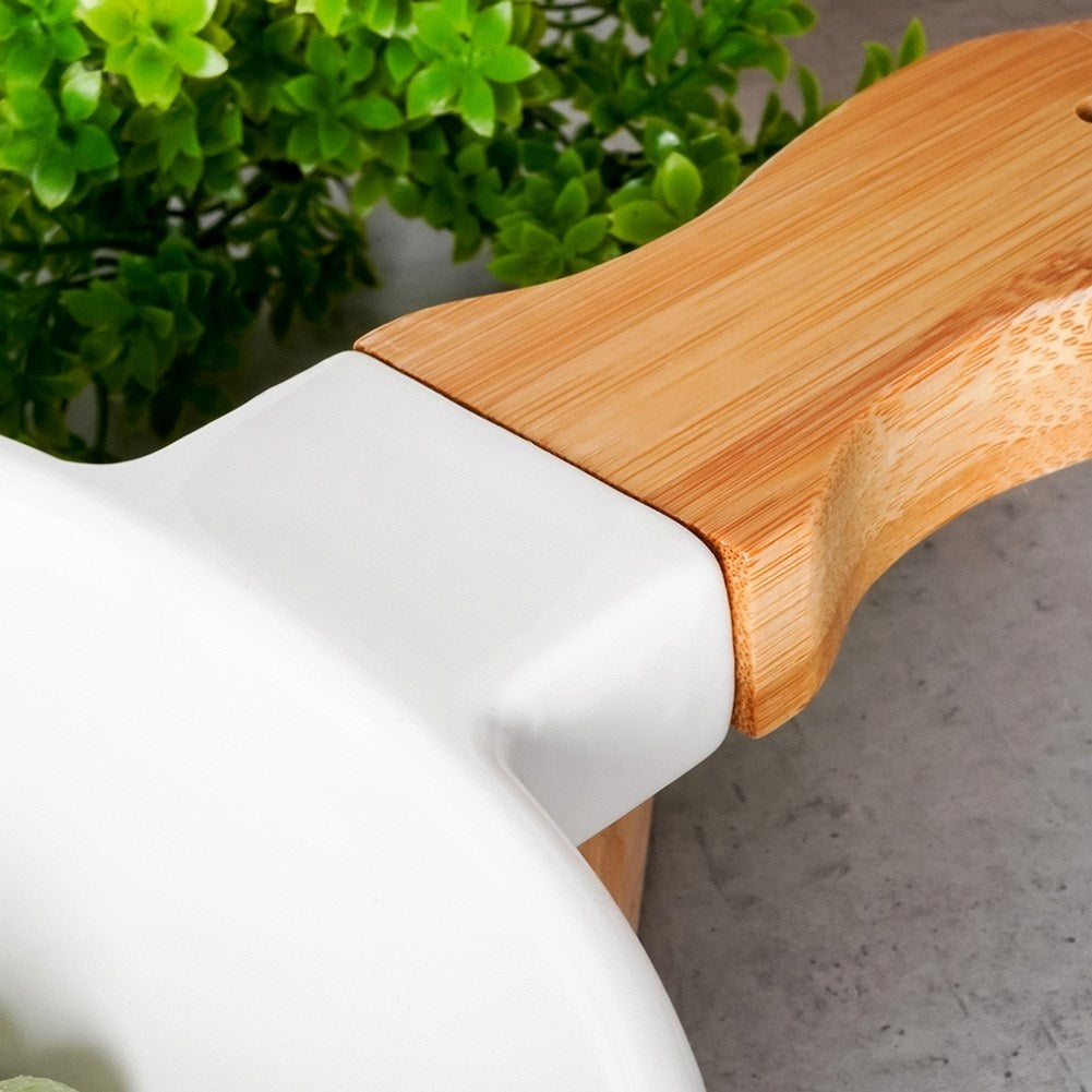 Serving dish with Handle in Porcelain and Bamboo
