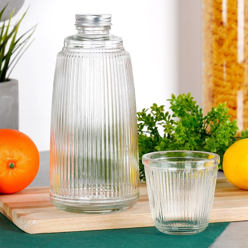 Set for serving: Glass and sealable decanter, thick glass
