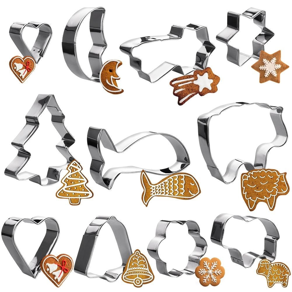 Set of 10 Christmas cookie molds in durable aluminum