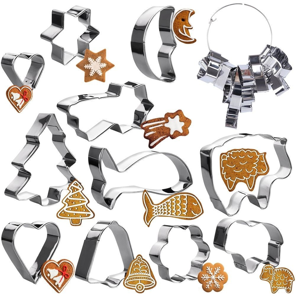 Set of 10 Christmas cookie molds in durable aluminum