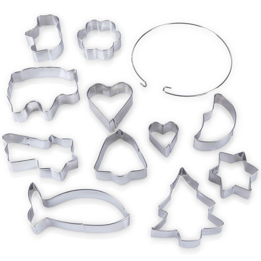 Set of 10 Christmas cookie molds in durable aluminum