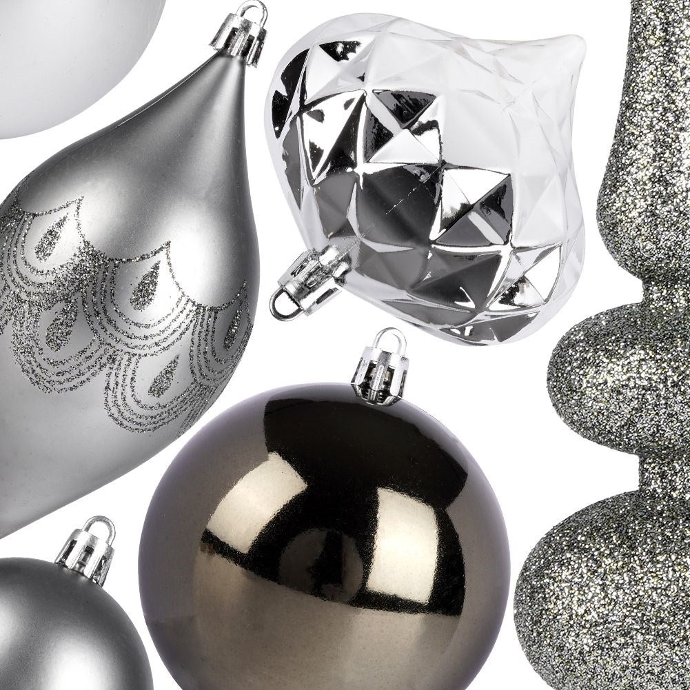 Set of 19 unbreakable Christmas tree balls in silver, matt and shiny