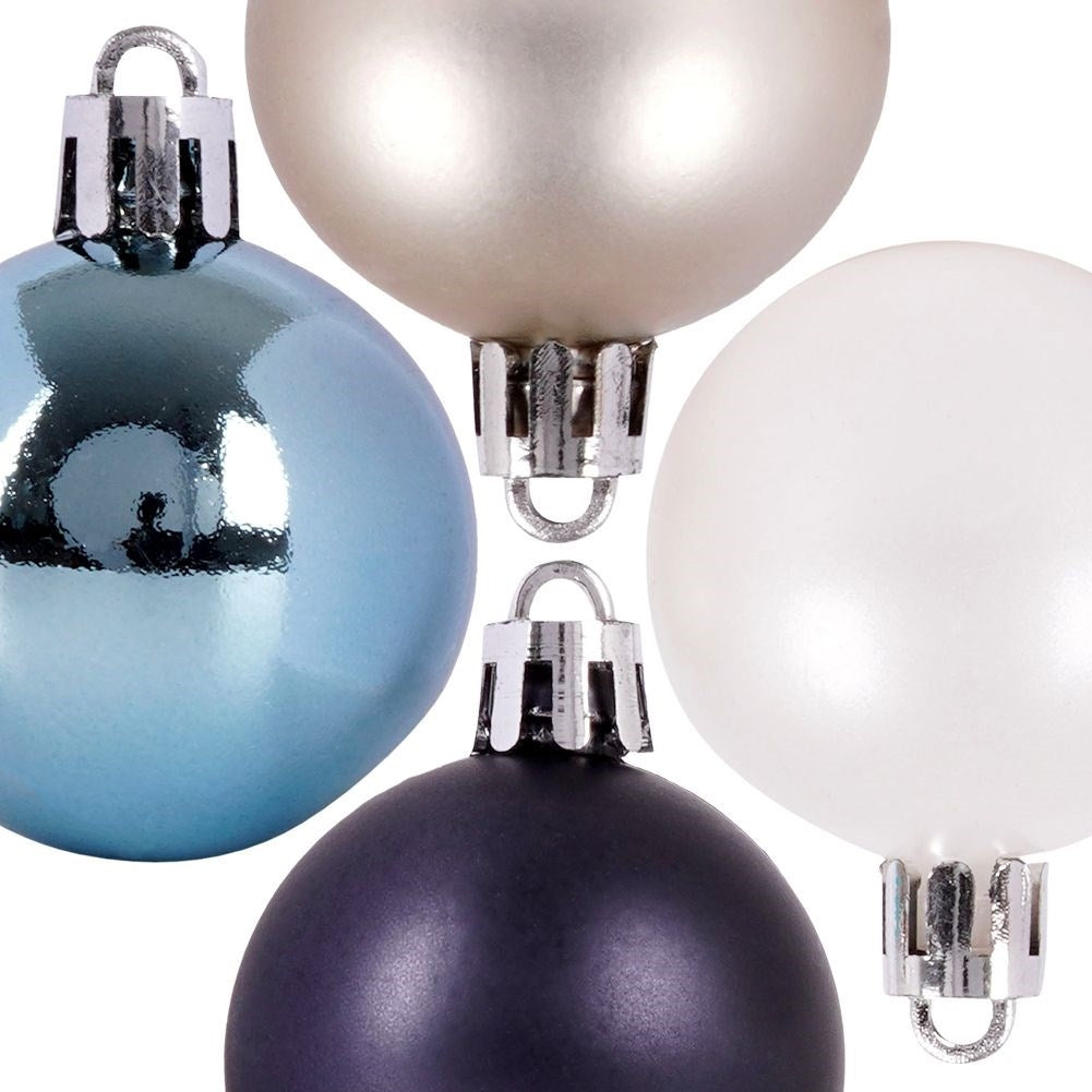 Set of 20 unbreakable Christmas tree balls in white, silver and blue