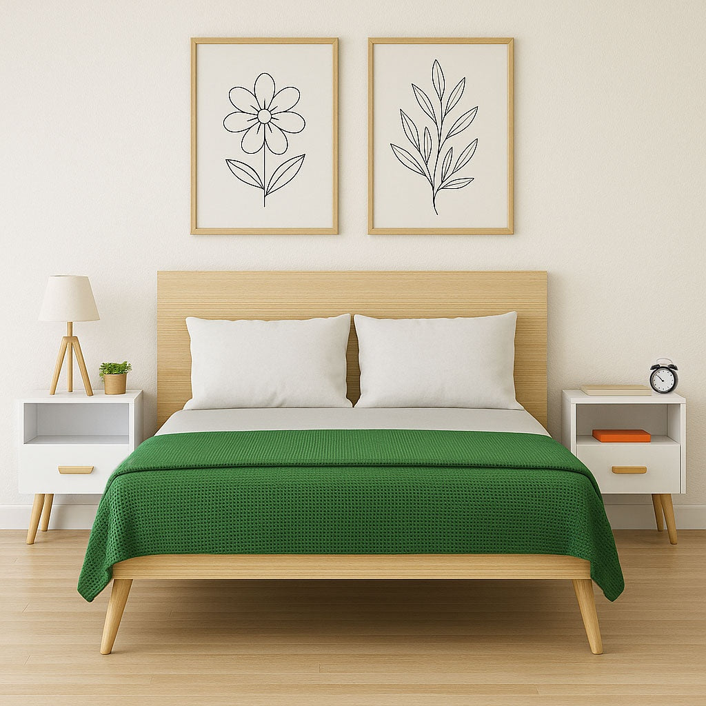 Set of 2 White Bedside Tables with Pine Wood Legs