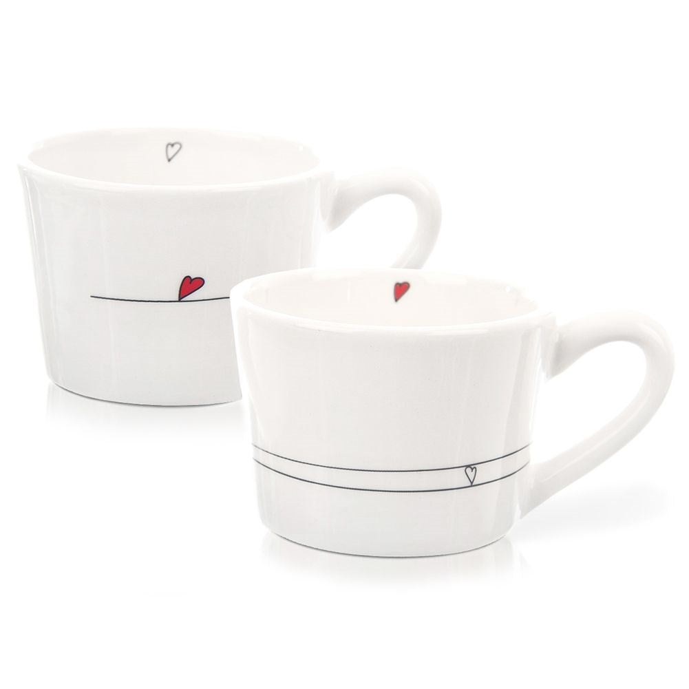 Set of 2 ceramic mugs with a heart pattern, dishwasher safe