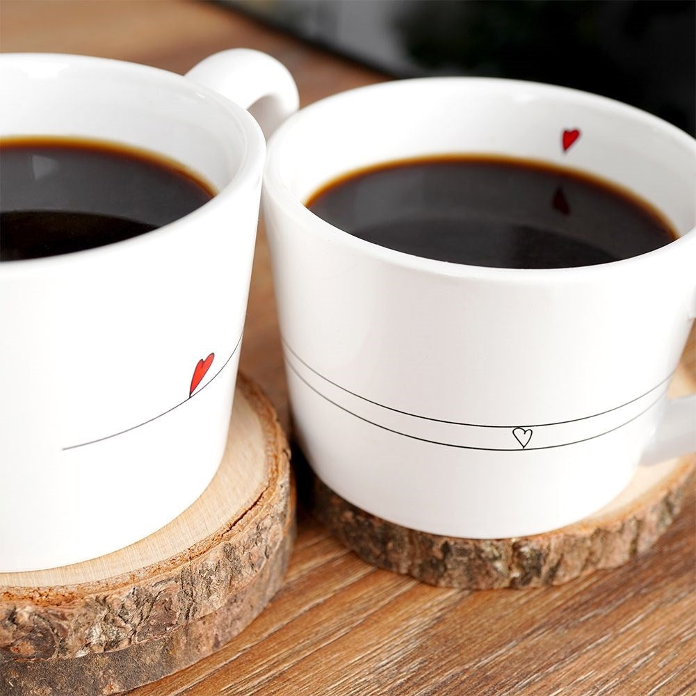Set of 2 ceramic mugs with a heart pattern, dishwasher safe
