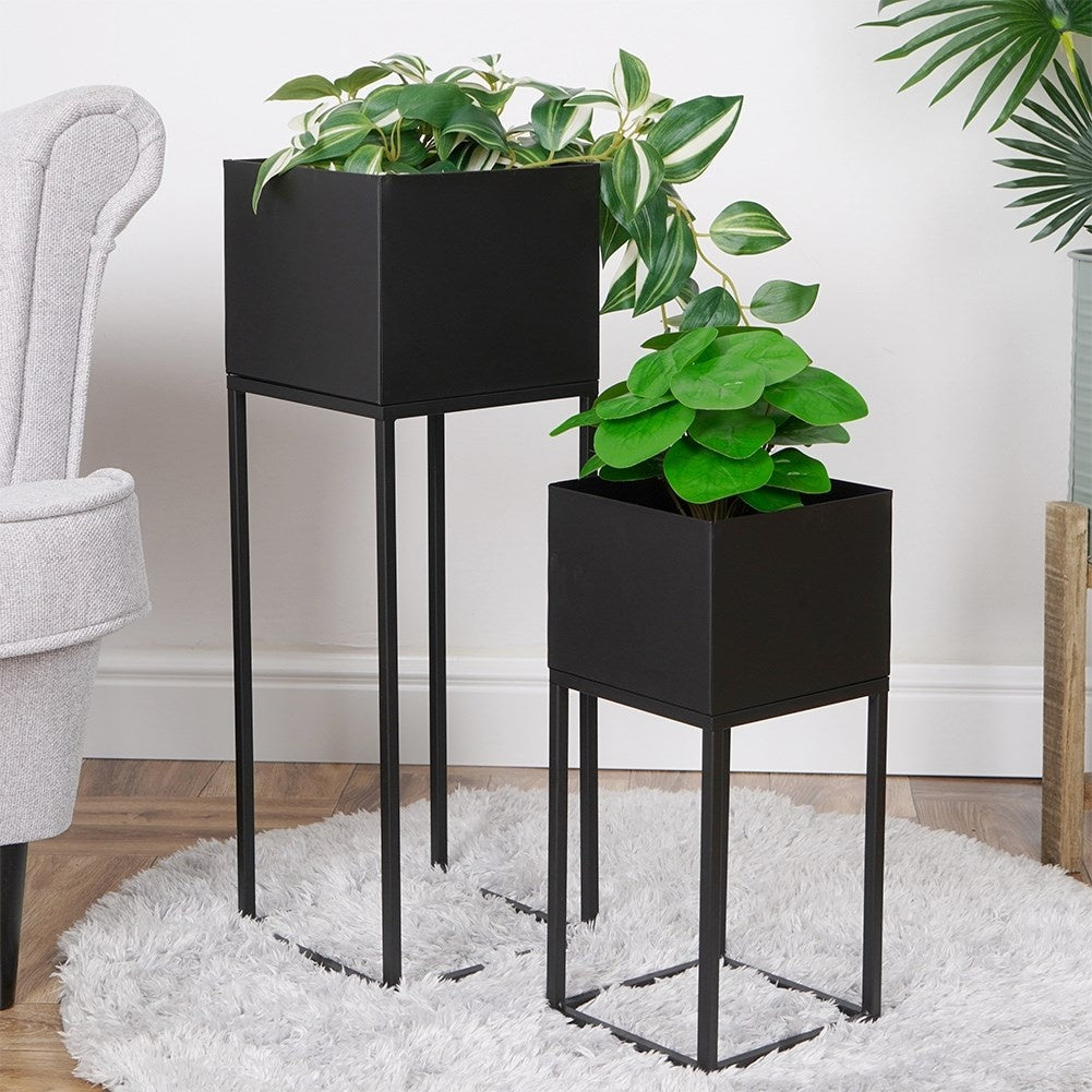 Set of 2 flower pots on stands, metal, black matt