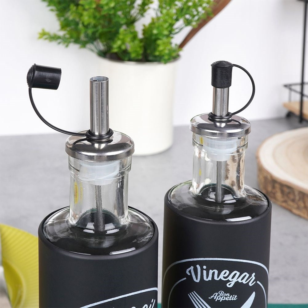Set of 2 glass bottles for oil & vinegar with dispenser lid