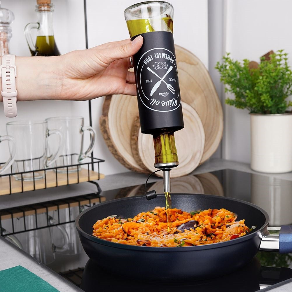 Set of 2 glass bottles for oil & vinegar with dispenser lid