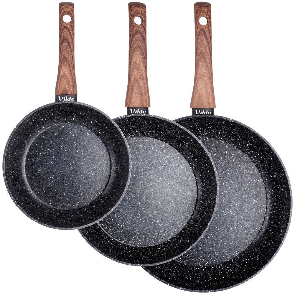 Set of 3 non-stick frying pans for all stoves, dishwasher safe