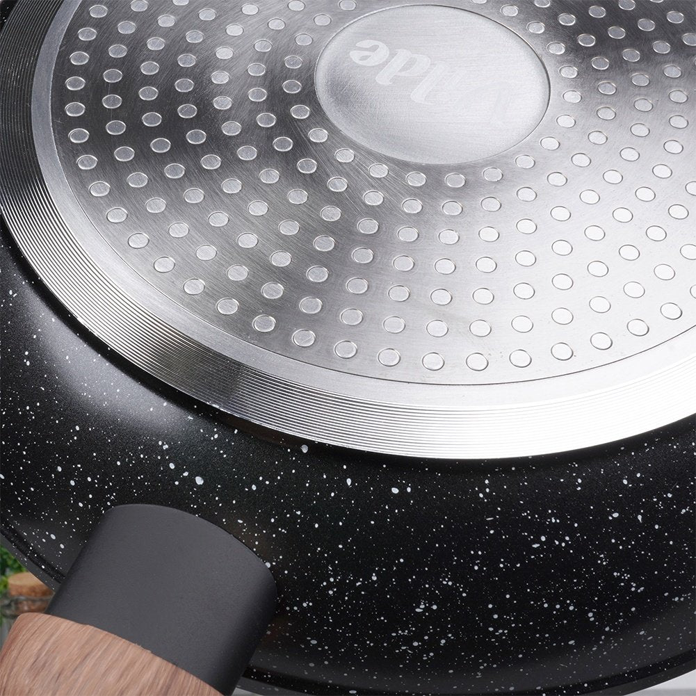 Set of 3 non-stick frying pans for all stoves, dishwasher safe