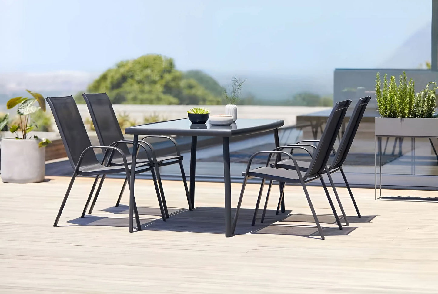 Set of 4 Garden Chairs for Terrace or Balcony Black MultiGarden