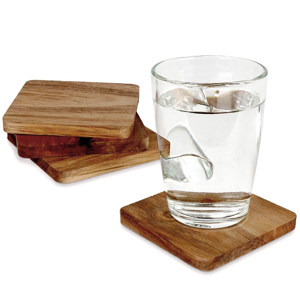 Set of 4 coasters for hot dishes - natural wood
