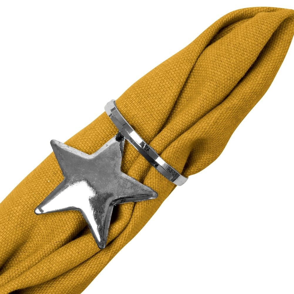 Set of 4 napkin rings in silver with star decoration