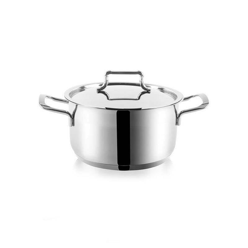 Set of 4 stainless steel pans, induction-friendly