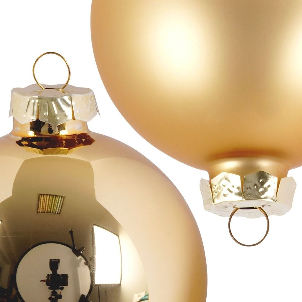 Set of 6 elegant gold colored Christmas tree balls in glass