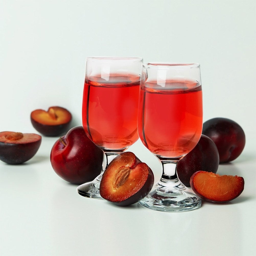 Set of 6 elegant wine glasses - high quality glass, dishwasher safe