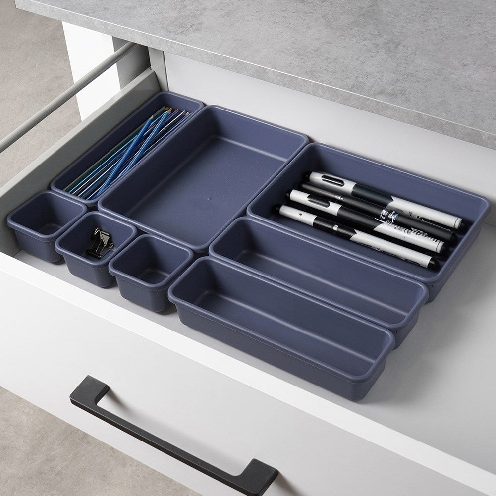 Set of 8 drawer organizers in three sizes, connectable