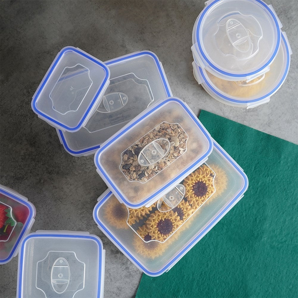 Set of 8 lunch boxes in different shapes and sizes