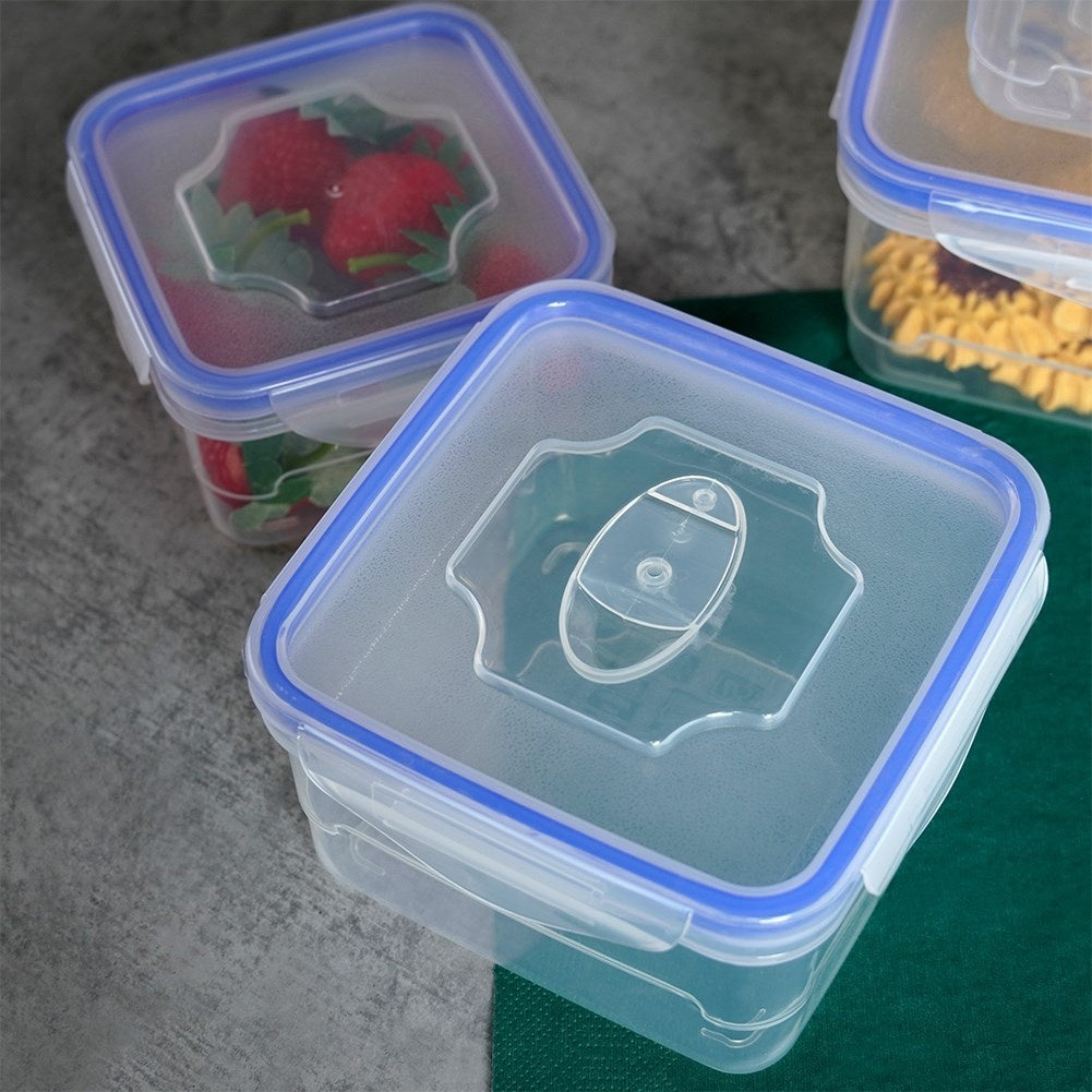 Set of 8 lunch boxes in different shapes and sizes