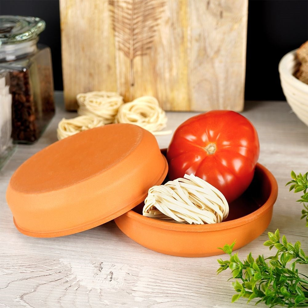 Set of baking dishes: stoneware, dishwasher safe, versatile